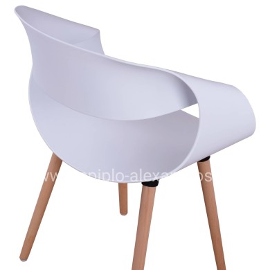 Polypropylene Armchair Maggie HM8600.01 in white color 59x53x80 cm