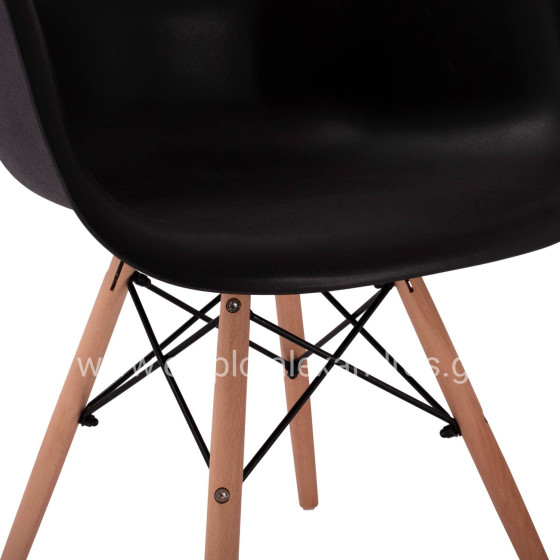 Armchair with wooden legs and black seat Mirto HM005.02 64x60x81 cm