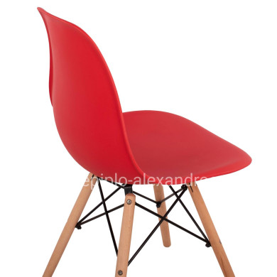 Chair with wooden legs and seat Twist PP Red HM8460.04 46x50x82 cm