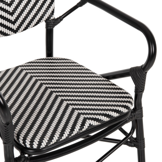 ARMCHAIR ALUMINUM HM5928.01 BLACK WITH TEXTLINE IN BLACK&WHITE 56x59x94,5Hcm.